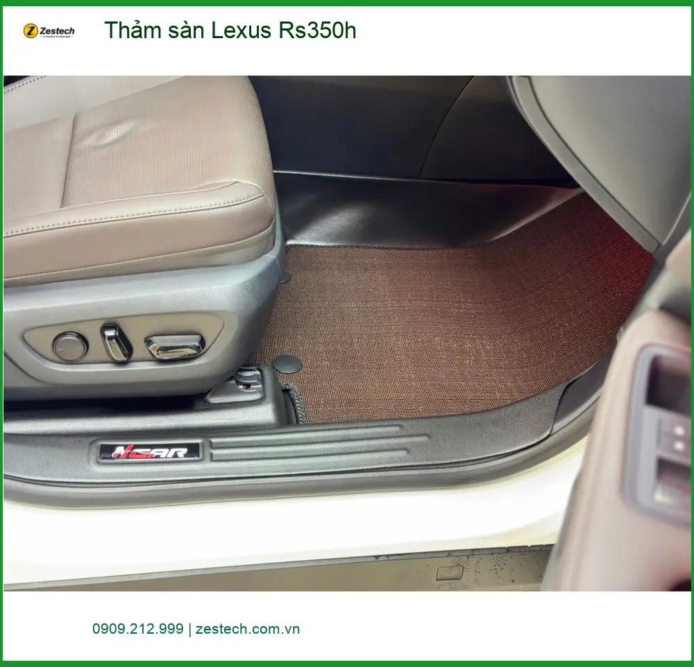 Anh Lâm lắp thảm sàn Lexus Rs350h tại Quận Tân Phú vì thảm cũ đã mòn