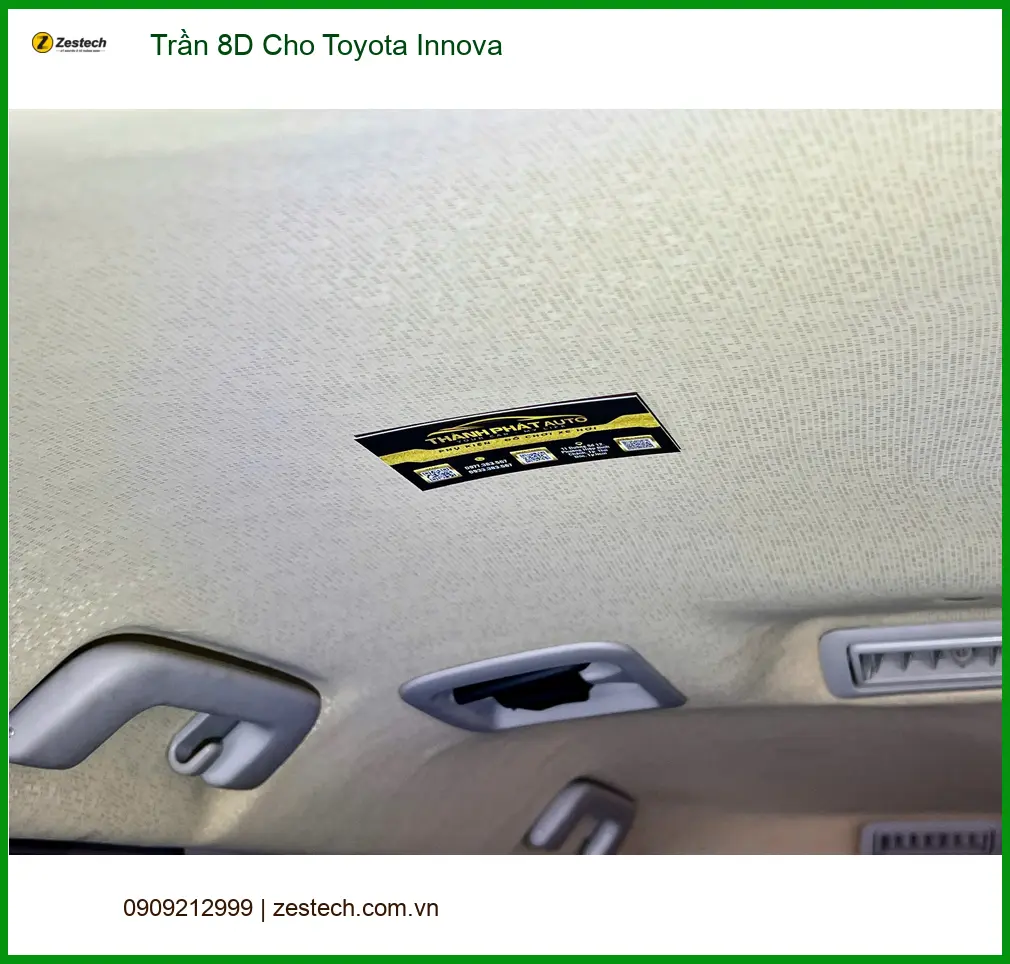 Anh Tùng lắp Trần 8D cho Toyota Innova tại Quận 9 để nội thất sang trọng hơn ảnh thực tế 4