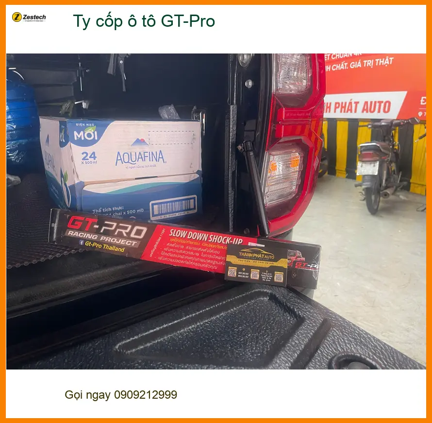 Anh Minh lắp Ty cốp ô tô GT-Pro cho Hyundai Santa Fe tại Thủ Đức