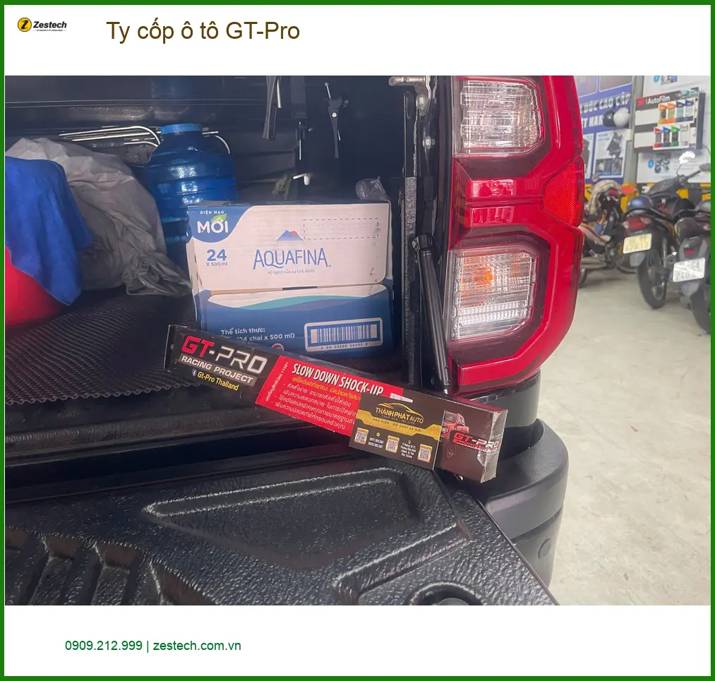 Anh Minh lắp Ty cốp ô tô GT-Pro cho Hyundai Santa Fe tại Thủ Đức ảnh thực tế 2