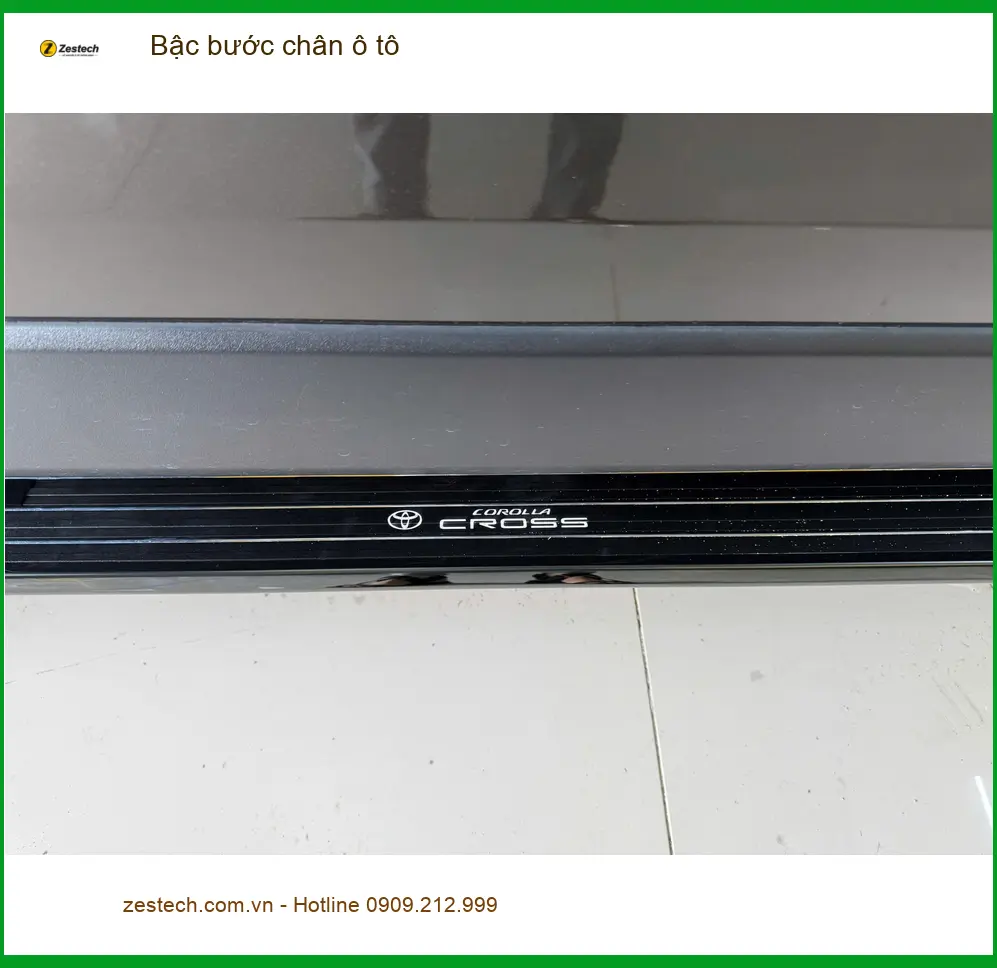 Chị Thùy Linh lắp bậc bước chân ô tô Kia Carnival cho gia đình tại Quận 2 ảnh thực tế 3