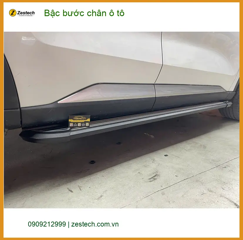 Anh Quang lắp bậc bước chân ô tô cho SantaFe để gia đình lên xuống xe dễ hơn ảnh thực tế 2