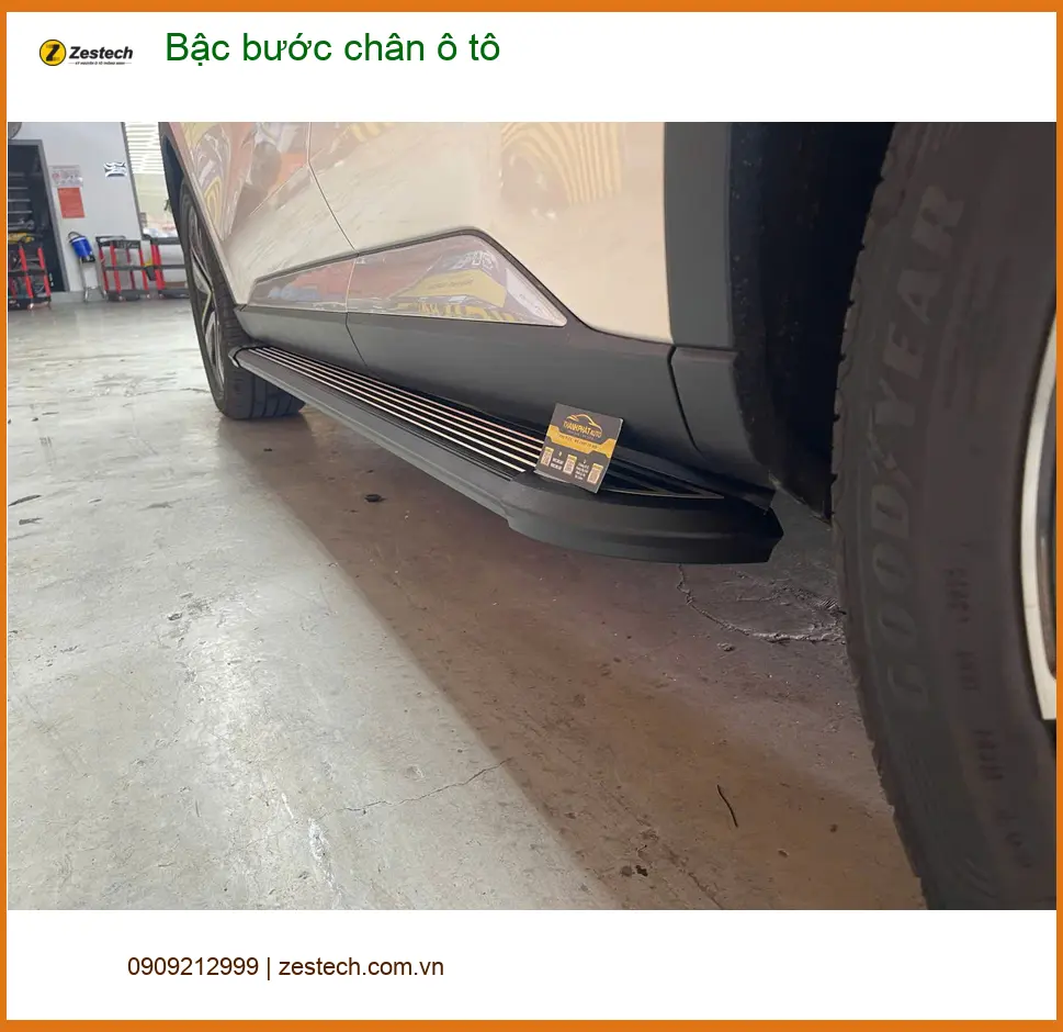 Anh Kiên lắp bậc bước chân ô tô cho Toyota Corolla Cross tại Quận 5 giá tốt ảnh thực tế 2