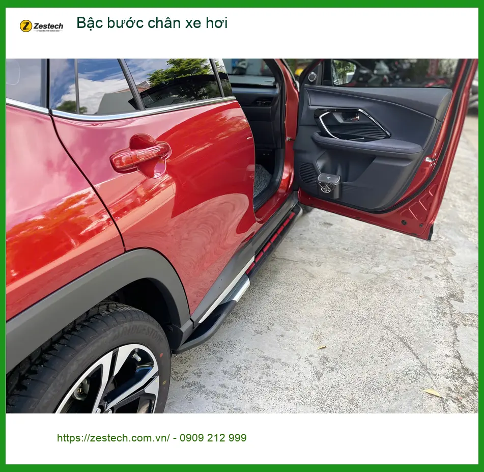 Anh Tấn lắp bậc bước chân xe hơi VinFast Lux SA tại Quận Thủ Đức ảnh thực tế 3