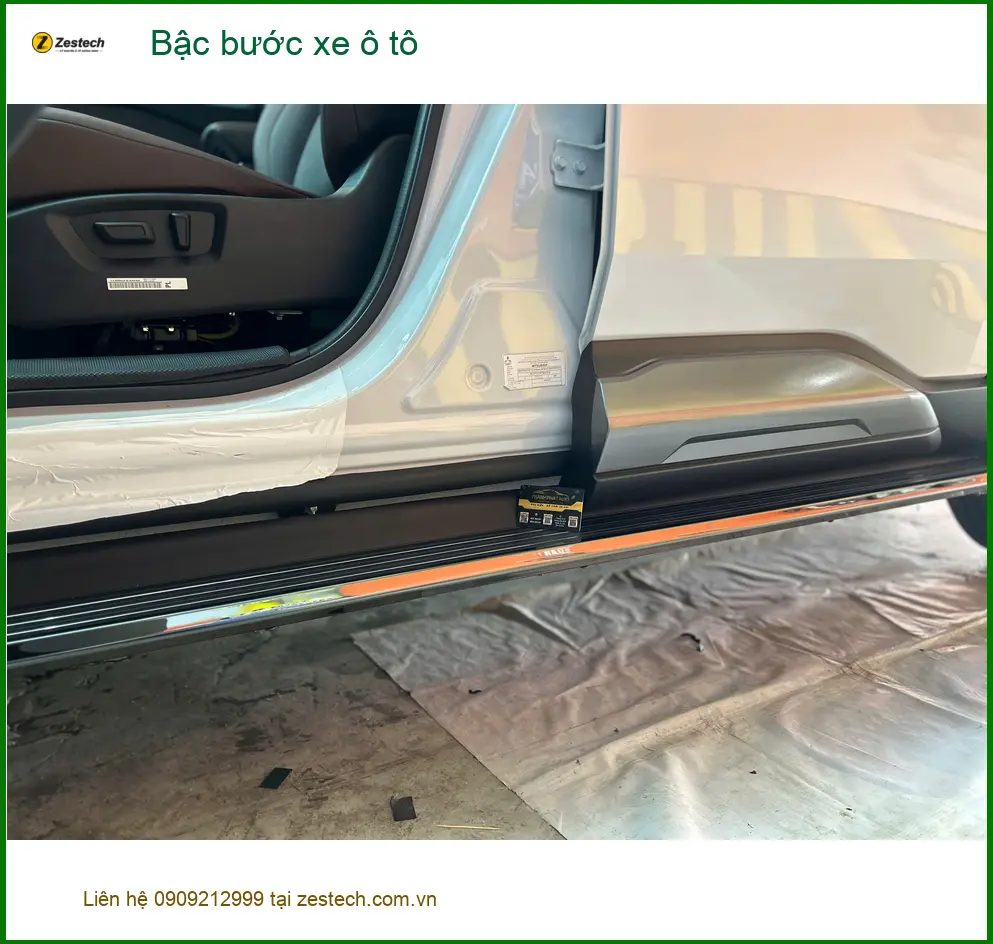 Anh Kiệt lắp bậc bước xe ô tô Kia Seltos tại Quận 3 tiện dụng