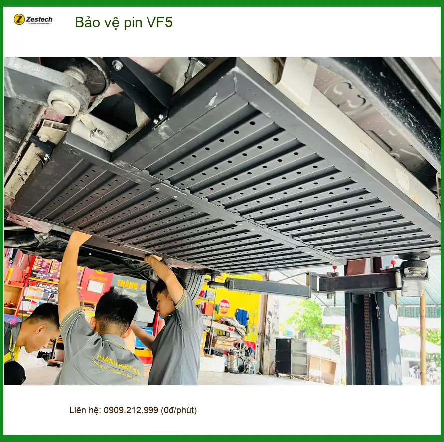 Anh Tấn bảo vệ pin VinFast VF5 tại Quận 8 để pin bền hơn và an toàn khi sử dụng ảnh thực tế 5