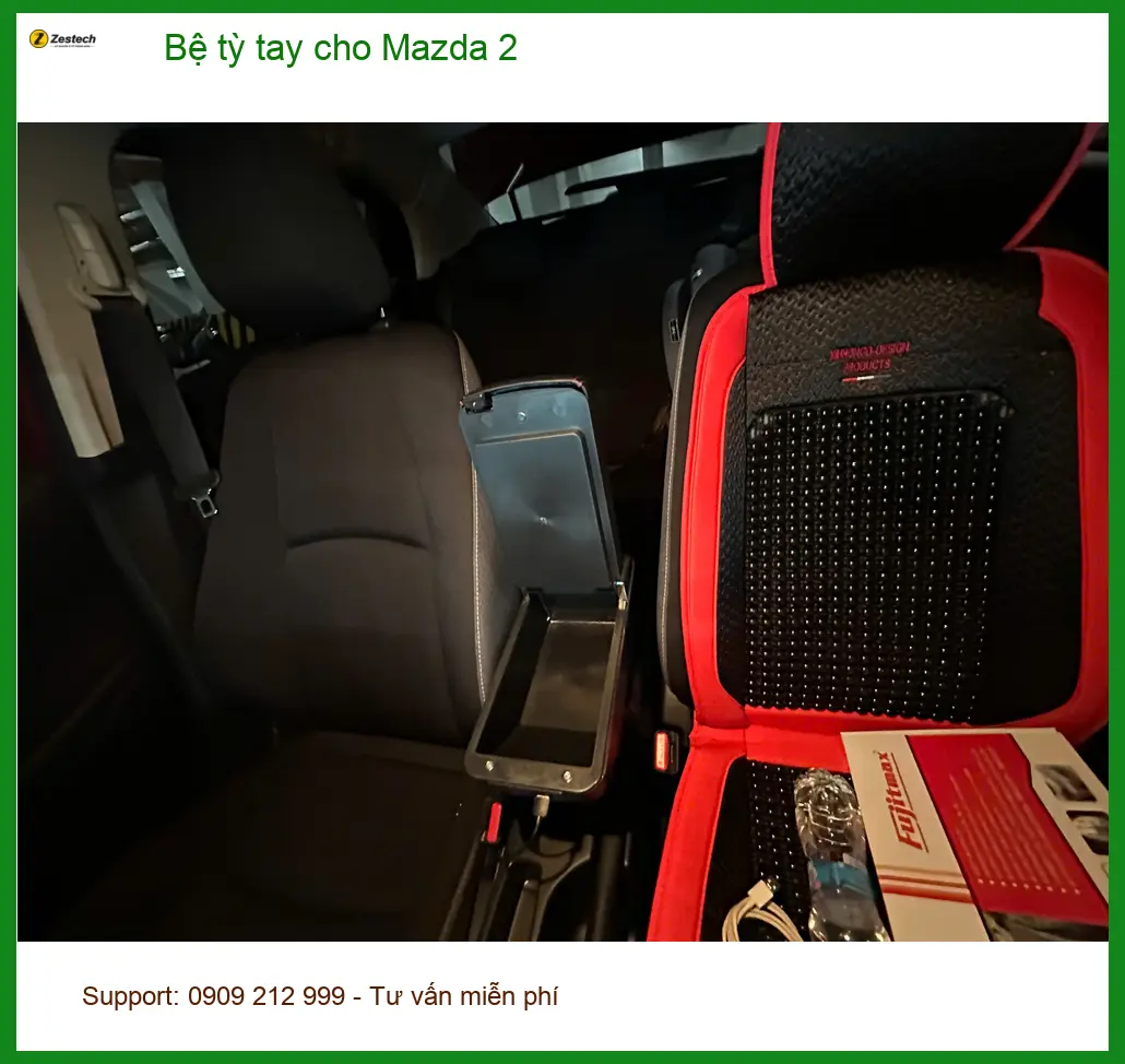 Chú Phước lắp bệ tỳ tay cho Mazda 2 tại Quận Thủ Đức để lái thoải mái hơn ảnh thực tế 2