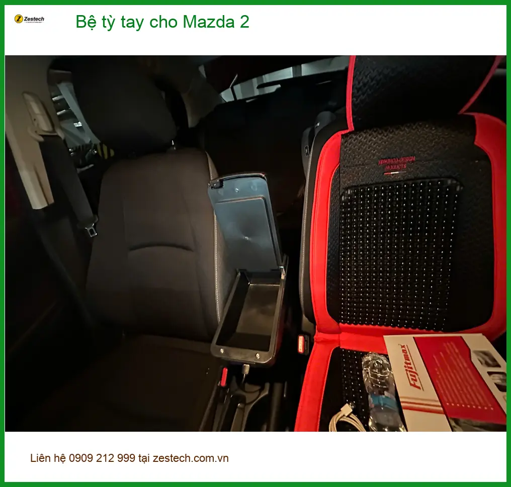 Anh Minh lắp bệ tỳ tay cho Mazda 2 tại Quận Bình Thạnh vì lái xe đường dài mỏi tay ảnh thực tế 2