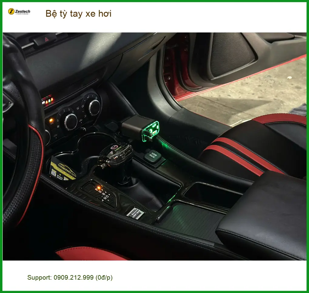 Chị Cẩm Tú lắp bệ tỳ tay xe hơi Honda CR-V tại Nhà Bè để lái xe đỡ mỏi ảnh thực tế 2