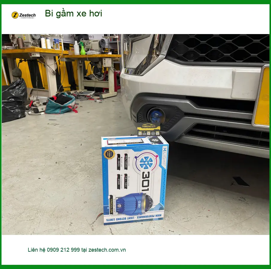 Anh Kiên độ bi gầm xe hơi cho Mazda 3 ở Tân Bình vì đèn zin không đủ sáng ảnh thực tế 3