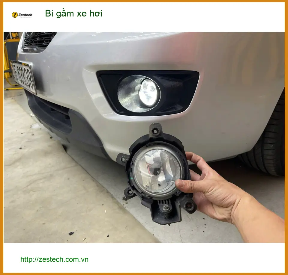 Cô Diễm độ bi gầm xe hơi Hyundai Kona tại Quận Bình Thạnh vì đèn zin mờ