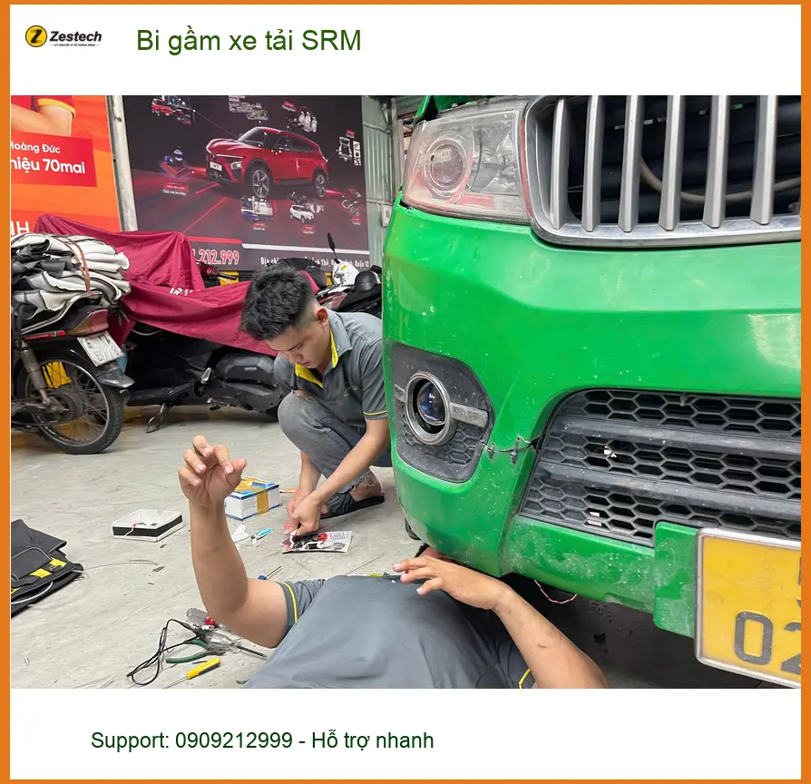 Chú An lắp bi gầm cho xe tải SRM tại Quận 9 vì đường tối hay sương mù