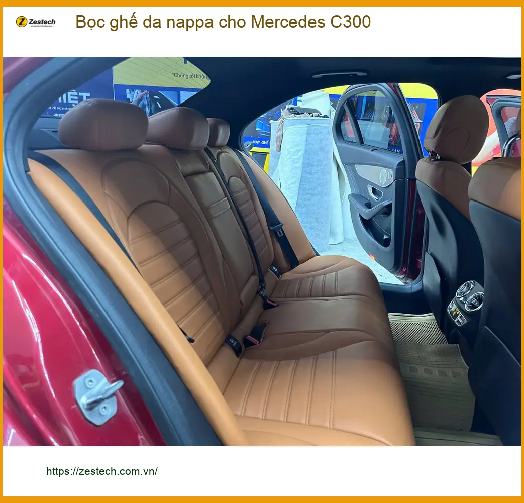 Chị Kim bọc ghế da Nappa Mercedes C300 Quận 9 để xe luôn mới ảnh thực tế 3