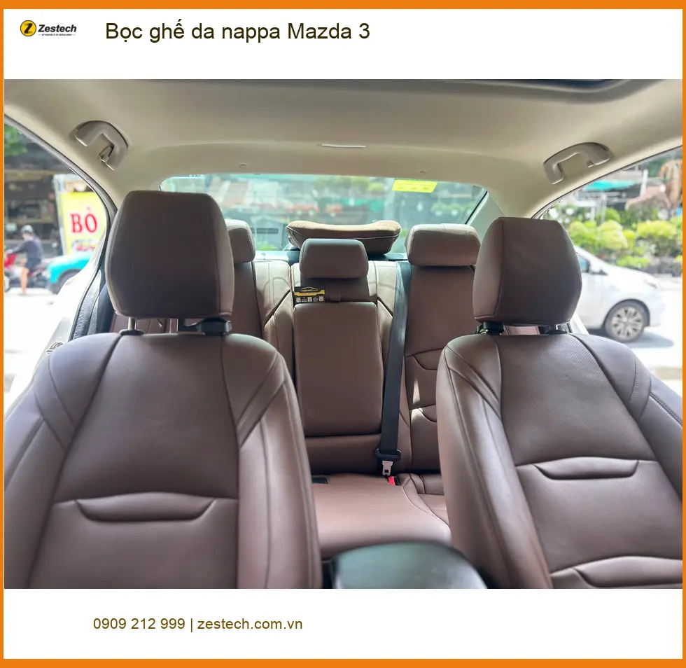 Chị Ngân bọc ghế da nappa cho Mazda 3 để nâng tầm không gian xe tại Quận 11 ảnh thực tế 3