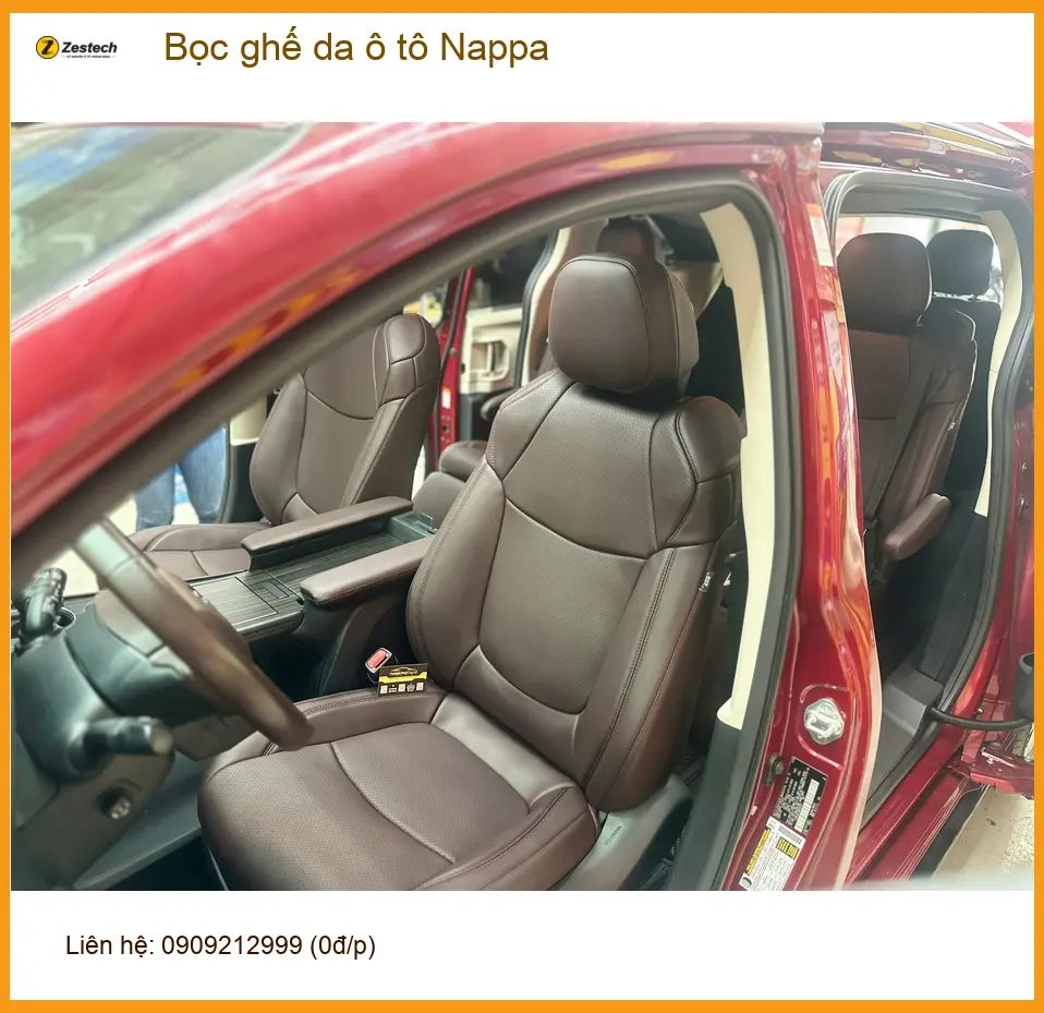 Chị Thùy Anh bọc ghế da Nappa cho Honda CR-V tại Hóc Môn để nâng tầm nội thất xe