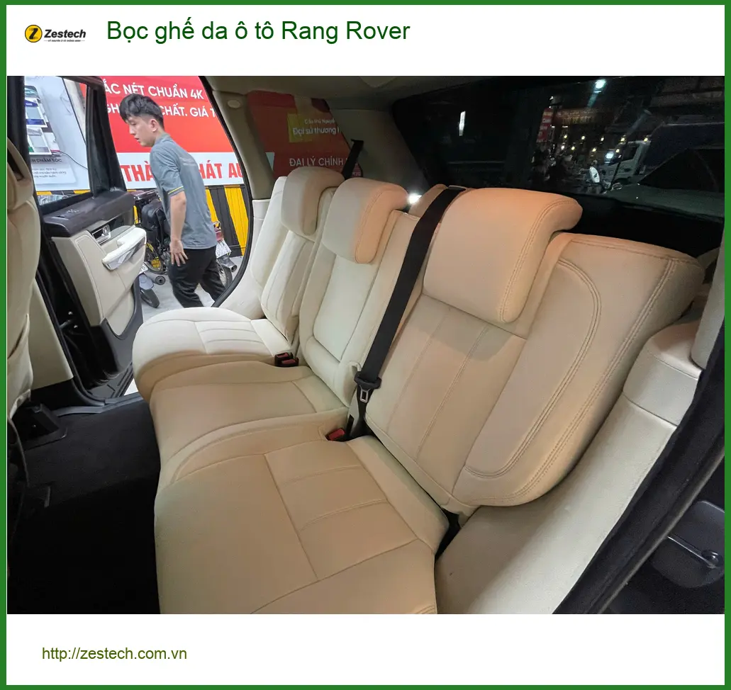 Chú Minh bọc ghế da ô tô Rang Rover tại Quận 2 để nội thất sang trọng hơn ảnh thực tế 2