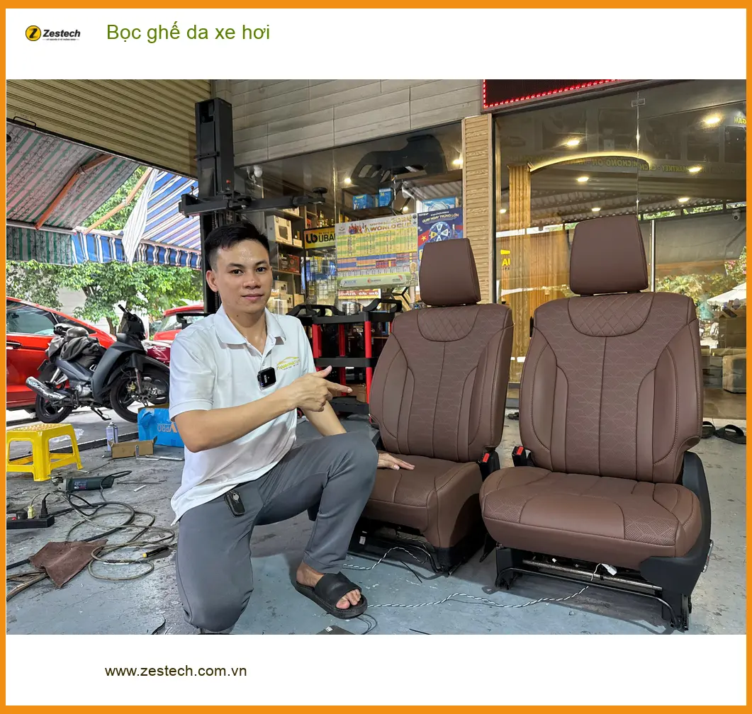 Cô Thảo bọc ghế da xe hơi Hyundai Accent tại Quận Thủ Đức vì nội thất xe cũ đã xuống cấp ảnh thực tế 3