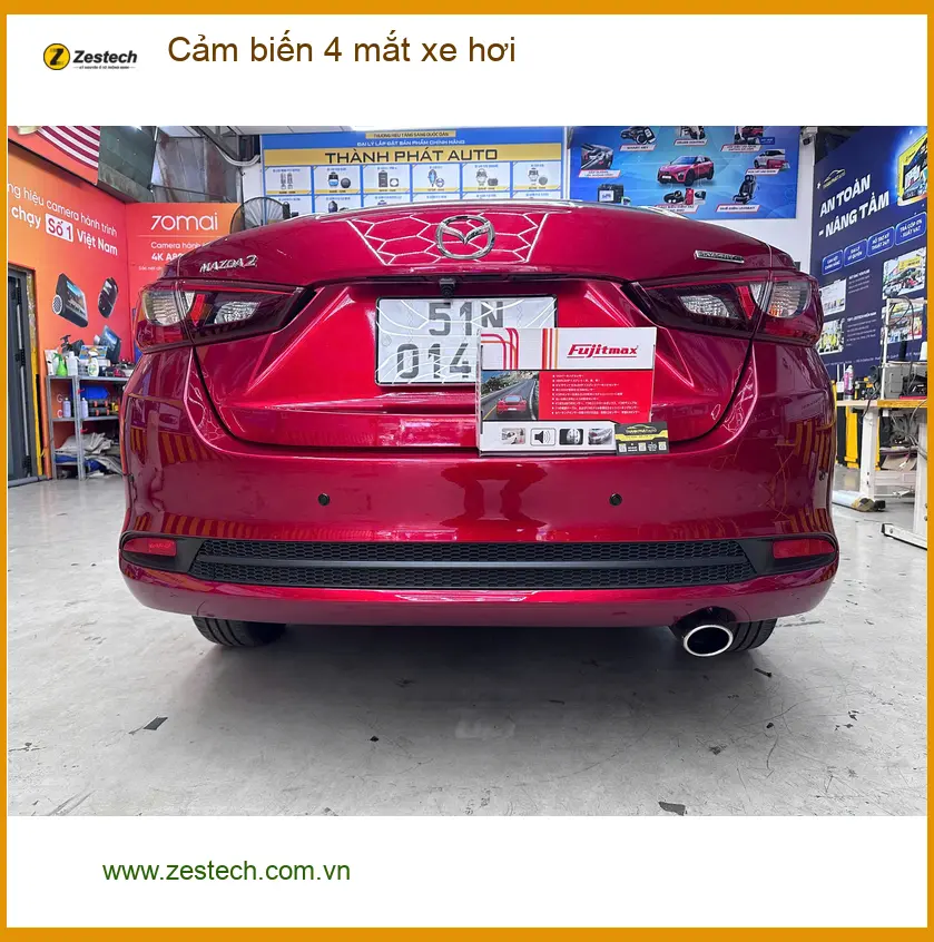 Chú Tùng lắp cảm biến 4 mắt xe hơi Kia Carnival tại Nhà Bè để đỗ xe an toàn hơn ảnh thực tế 2