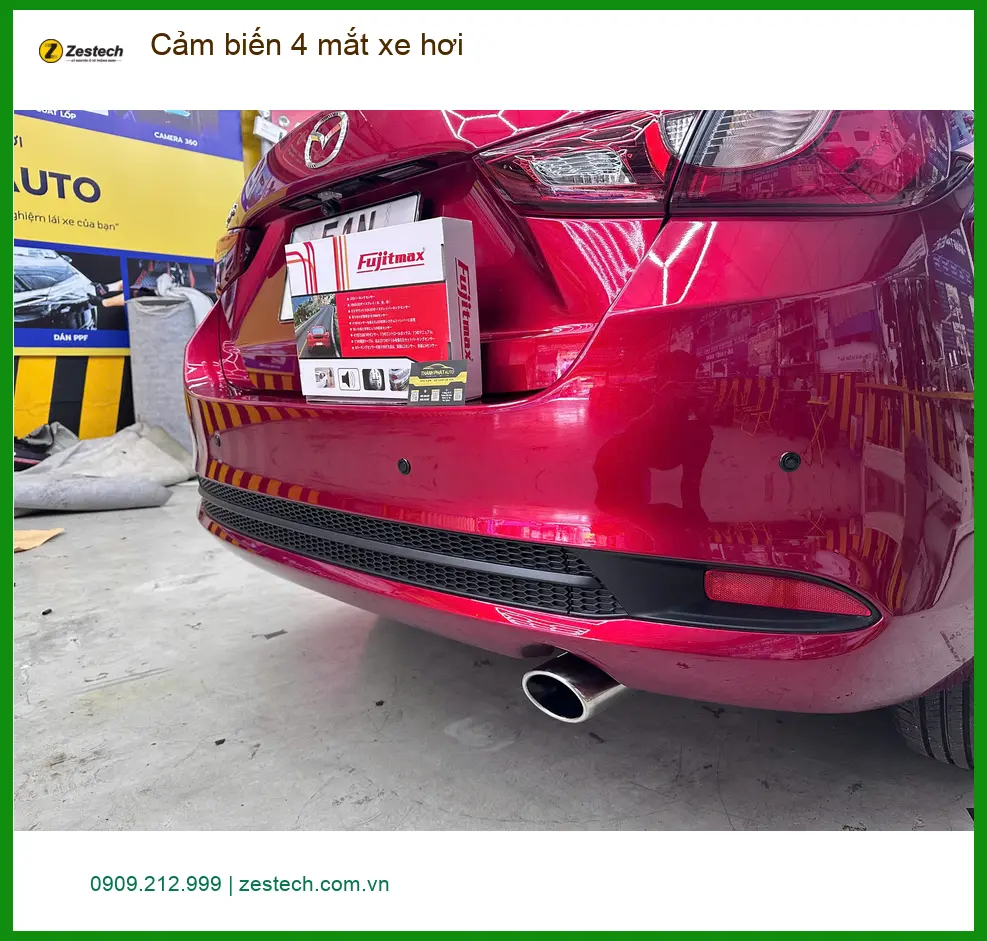 Chú Tùng lắp cảm biến 4 mắt xe hơi Kia Carnival tại Nhà Bè để đỗ xe an toàn hơn ảnh thực tế 3