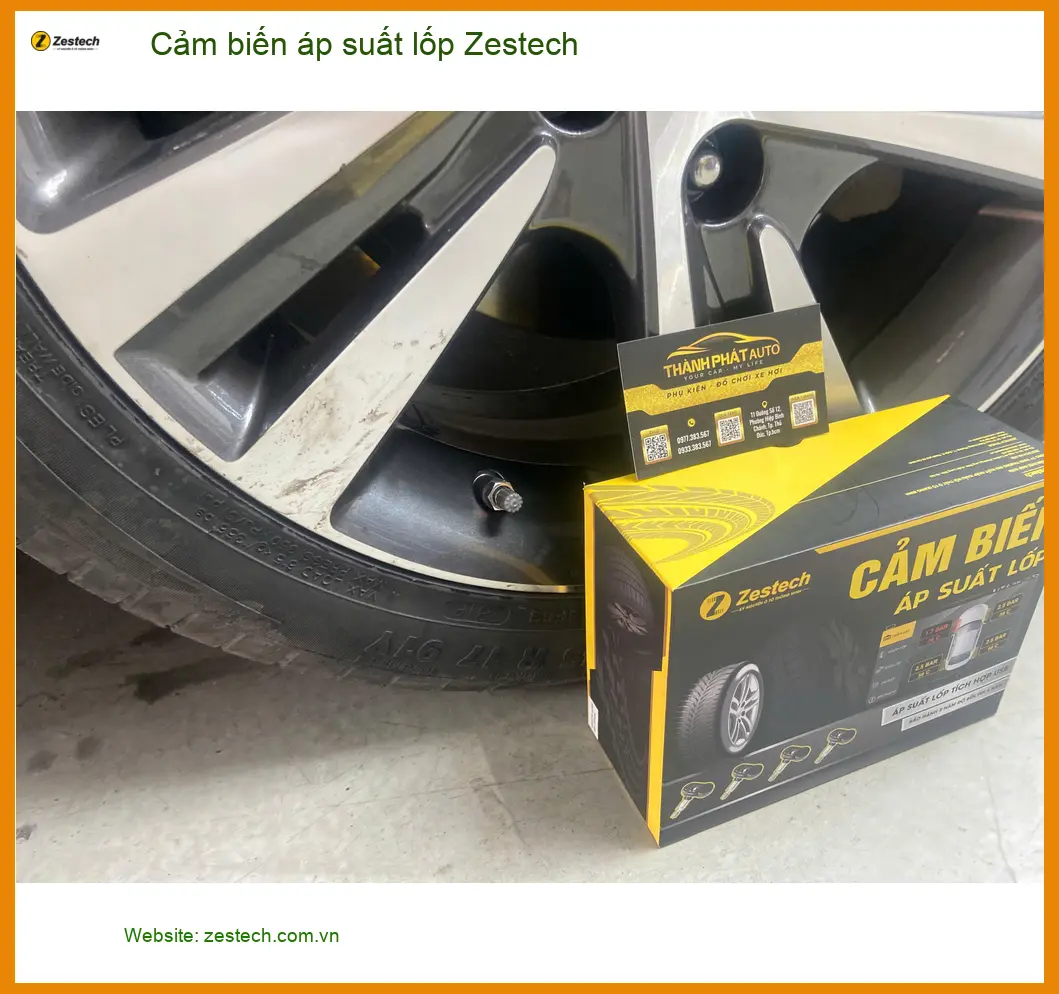 Anh Khải lắp cảm biến áp suất lốp Zestech cho KIA Sorento tại Quận 2