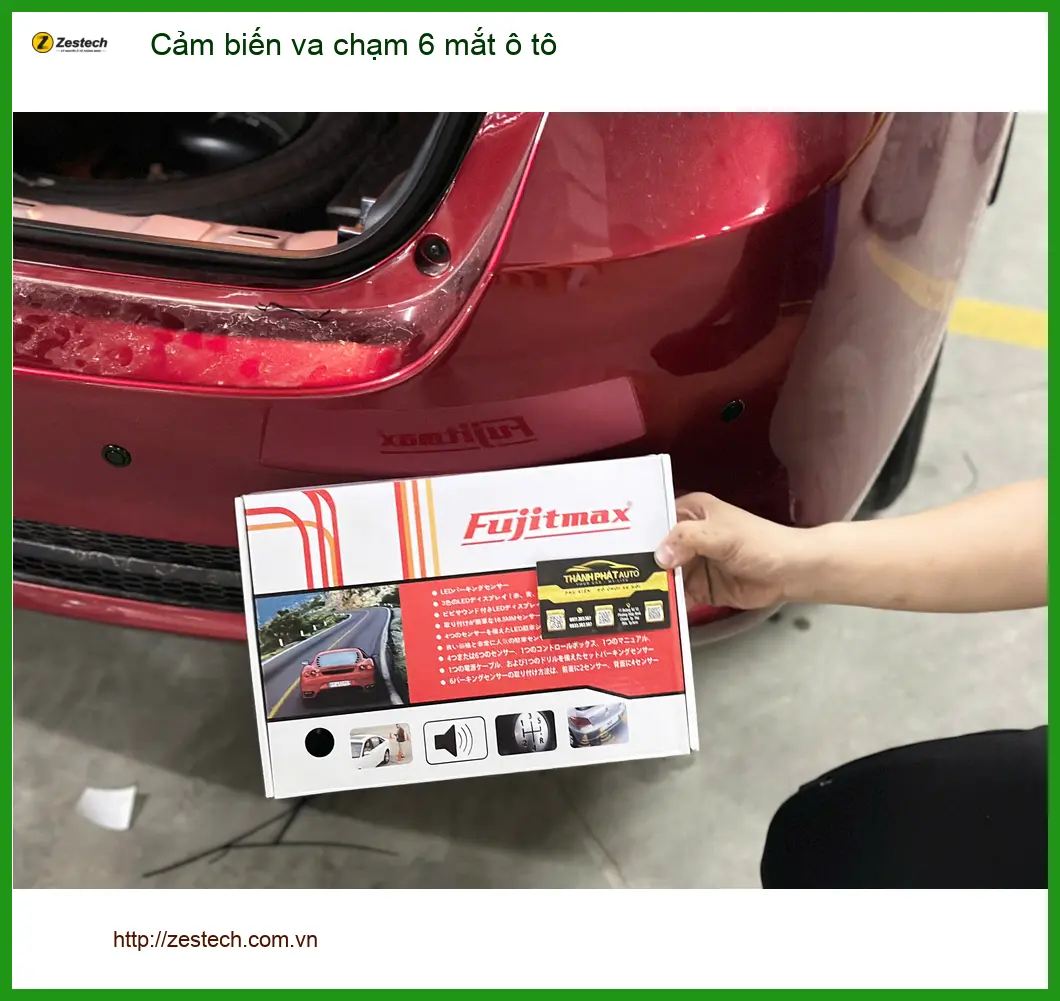 Chú Phi lắp cảm biến va chạm 6 mắt ô tô tại Quận 9 cho xe VinFast VF8