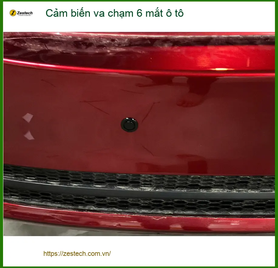 Chú Phi lắp cảm biến va chạm 6 mắt ô tô tại Quận 9 cho xe VinFast VF8 ảnh thực tế 2