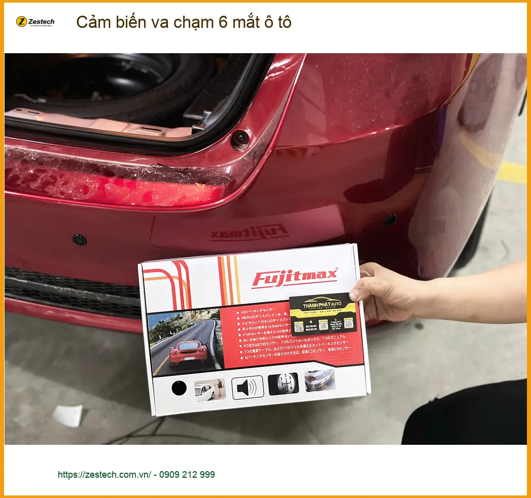 Chú Phi lắp cảm biến va chạm 6 mắt ô tô tại Quận 9 cho xe VinFast VF8 ảnh thực tế 5