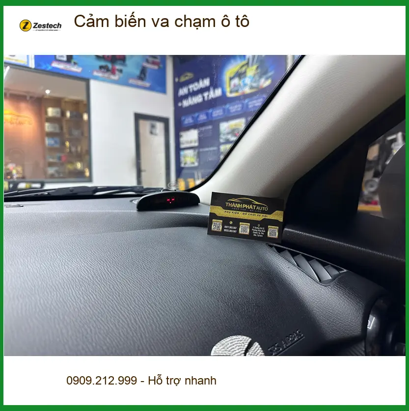 Chị Thảo lắp cảm biến va chạm ô tô Hyundai Accent tại Hóc Môn
