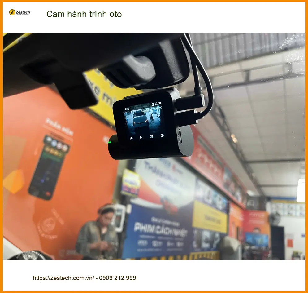 Anh Khang lắp cam hành trình ô tô Honda CRV tại Quận 12 để ghi lại hành trình rõ nét ảnh thực tế 4