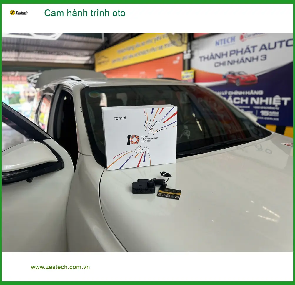 Chị Thảo lắp Cam hành trình oto Honda HR-V tại Nhà Bè để tiện ghi hình ảnh thực tế 2