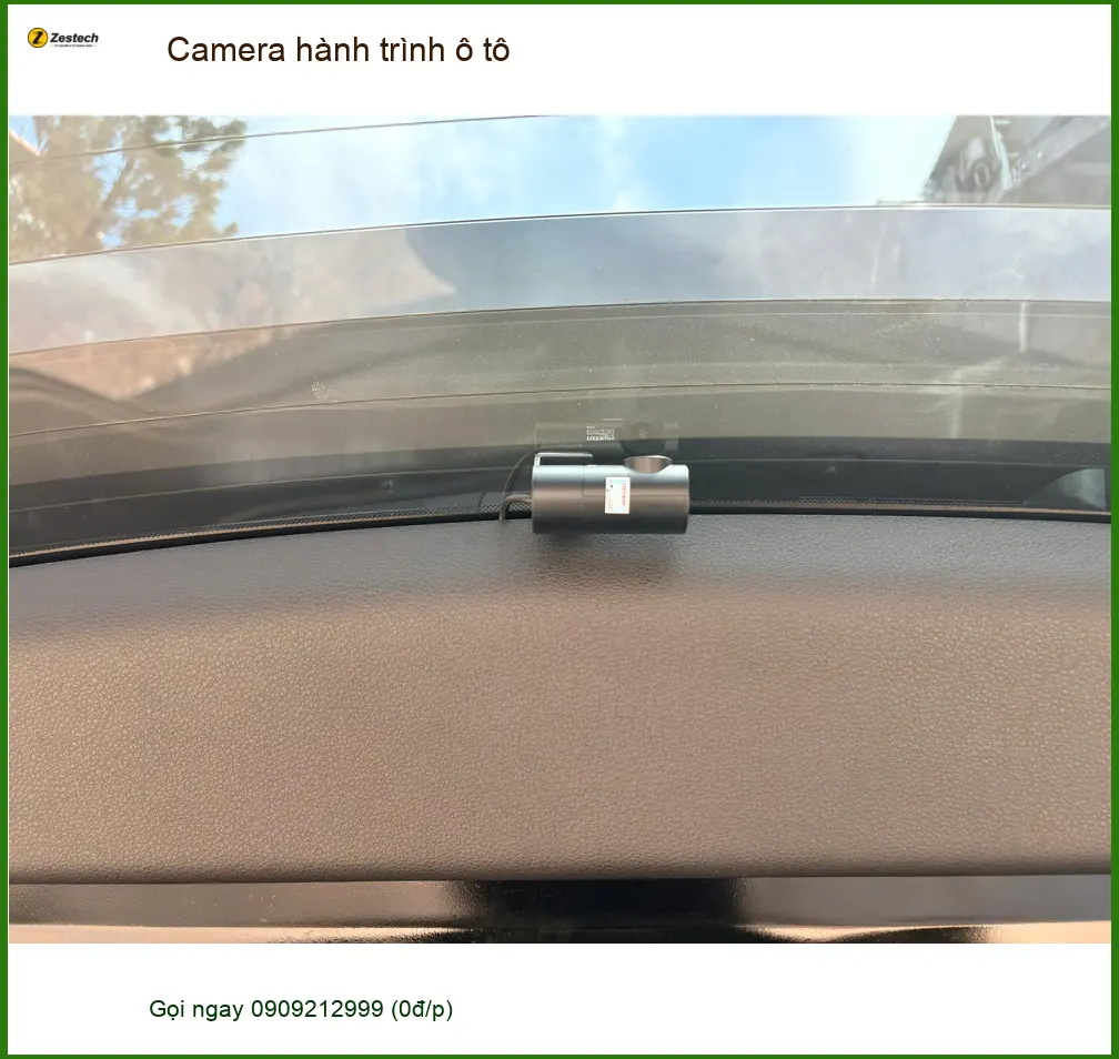Chị Thảo lắp camera hành trình ô tô cho Kia Carnival tại Cần Giờ ảnh thực tế 3