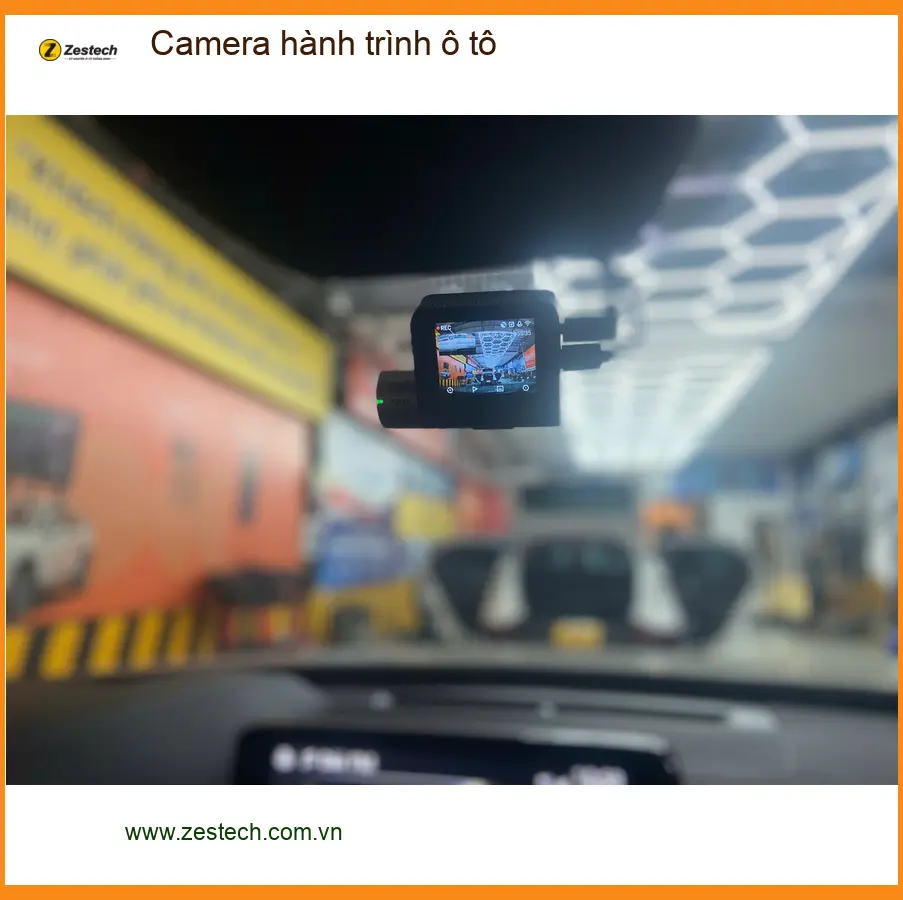 Chú Minh lắp Camera hành trình ô tô VinFast Lux A2.0 tại Hóc Môn để giám sát xe tốt hơn ảnh thực tế 3