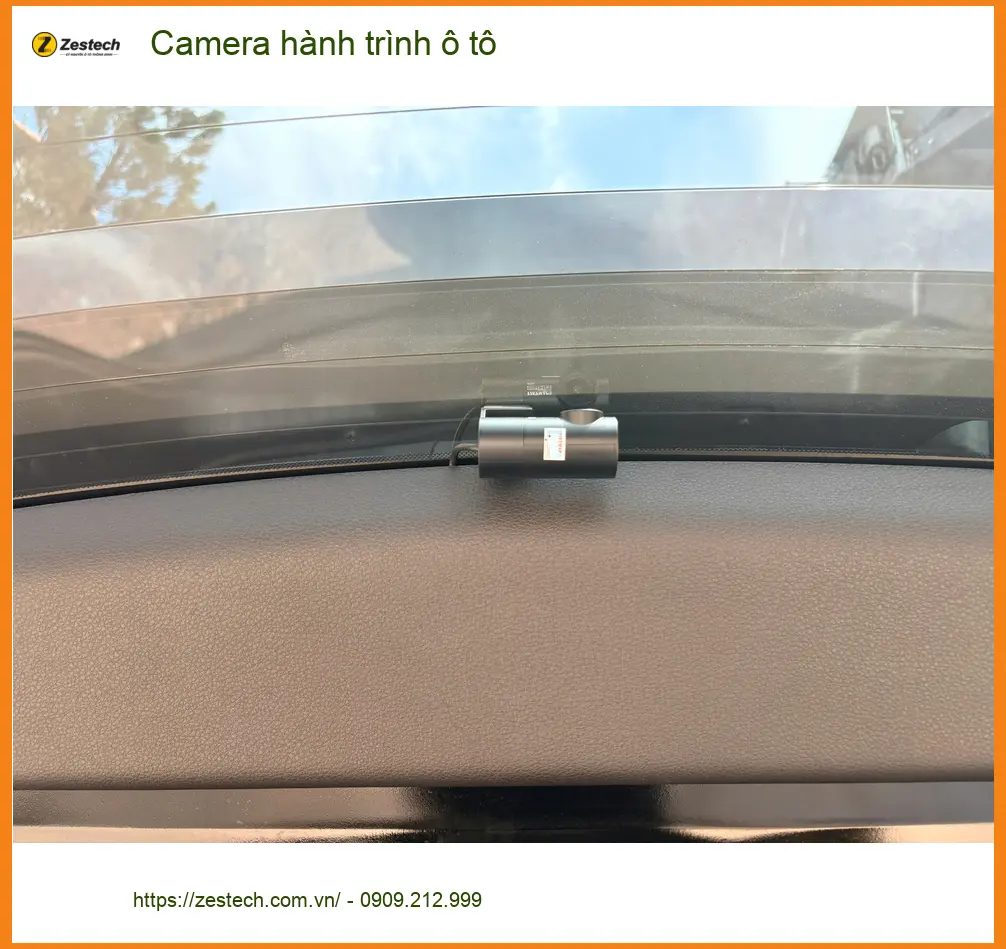 Chú Bảo gắn Camera hành trình ô tô cho Mazda CX-5 tại Hóc Môn để an tâm hơn ảnh thực tế 3