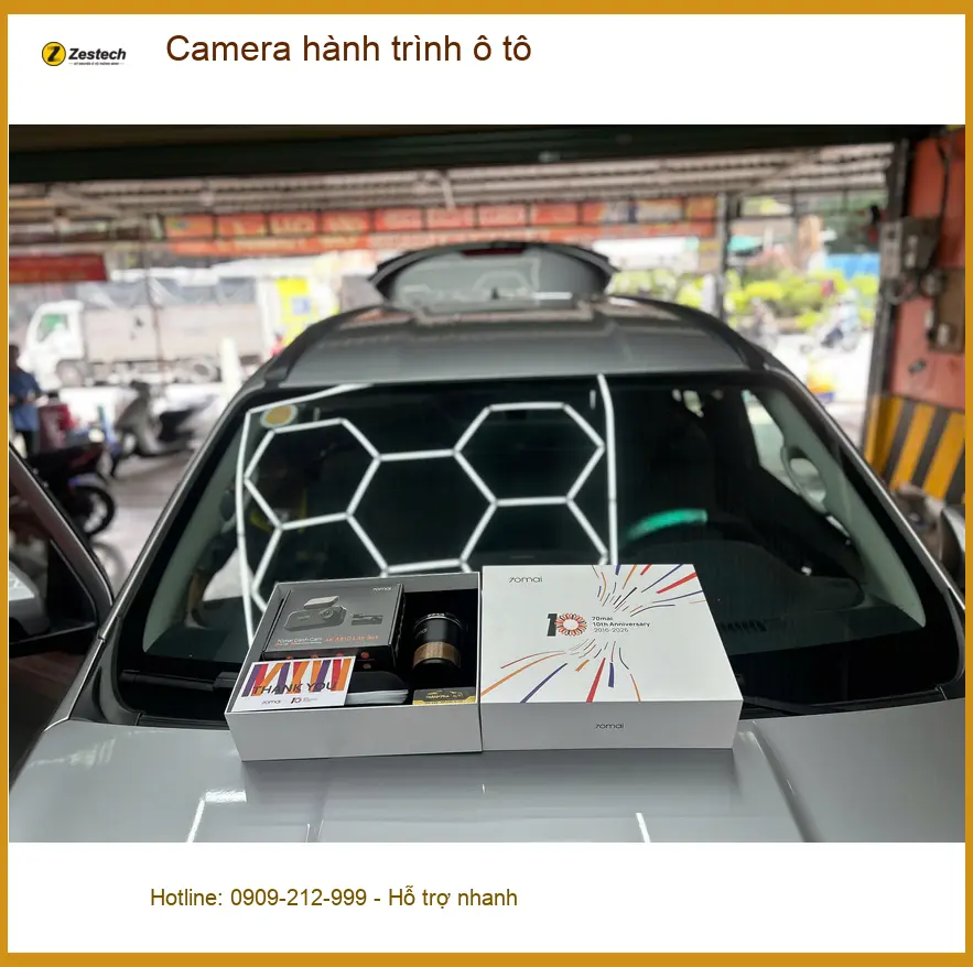 Anh Minh lắp Camera hành trình Kia K3 tại Quận 5 cho xe đi phố an toàn.