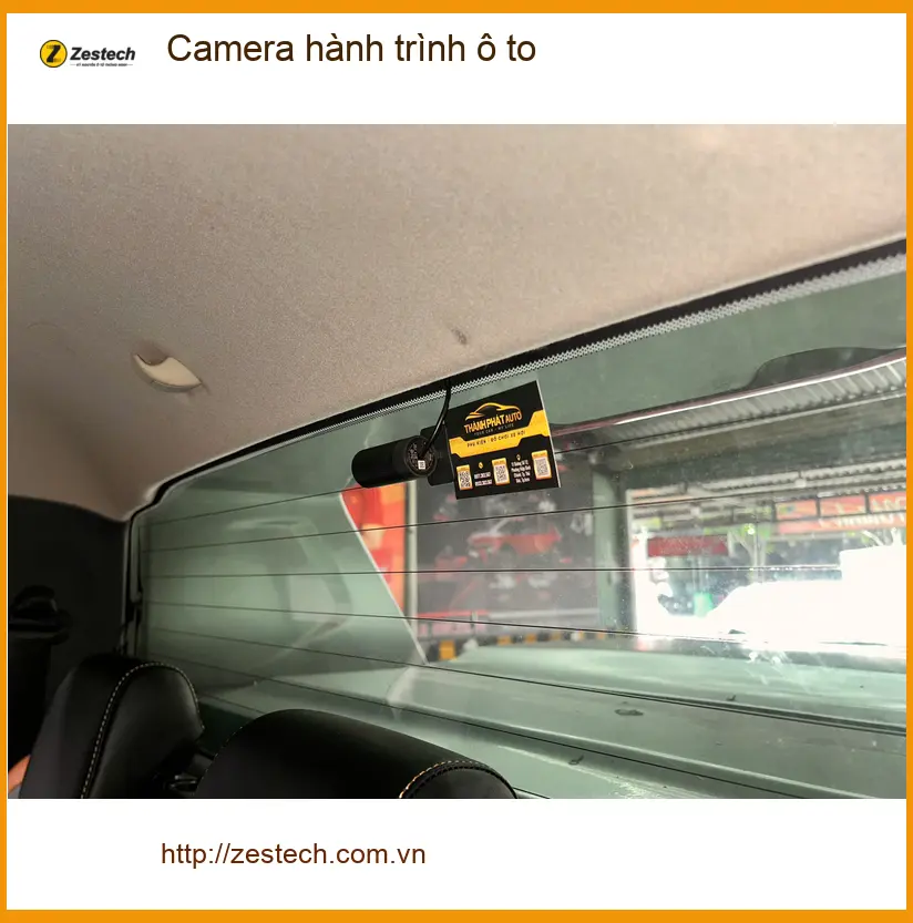 Anh Trọng lắp Camera hành trình ô tô cho Honda HR-V tại Quận 8 để ghi lại hành trình rõ nét ảnh thực tế 2