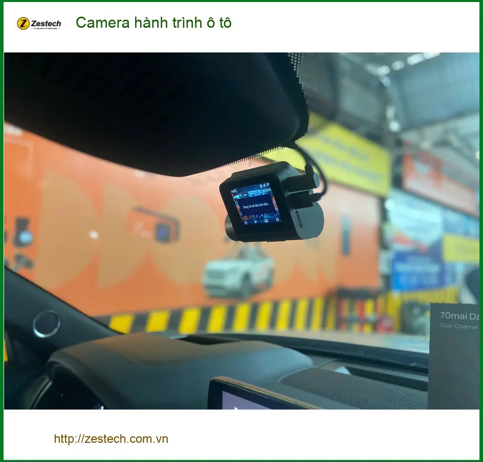 Chị Mai lắp Camera hành trình ô tô cho Honda CRV tại Quận 3 để ghi lại hành trình an toàn hơn ảnh thực tế 5