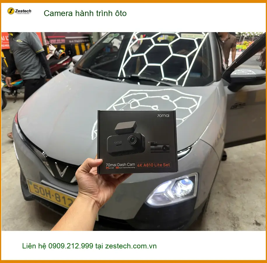 Anh Bảo lắp camera hành trình ô tô Hyundai Santa Fe tại Quận 7