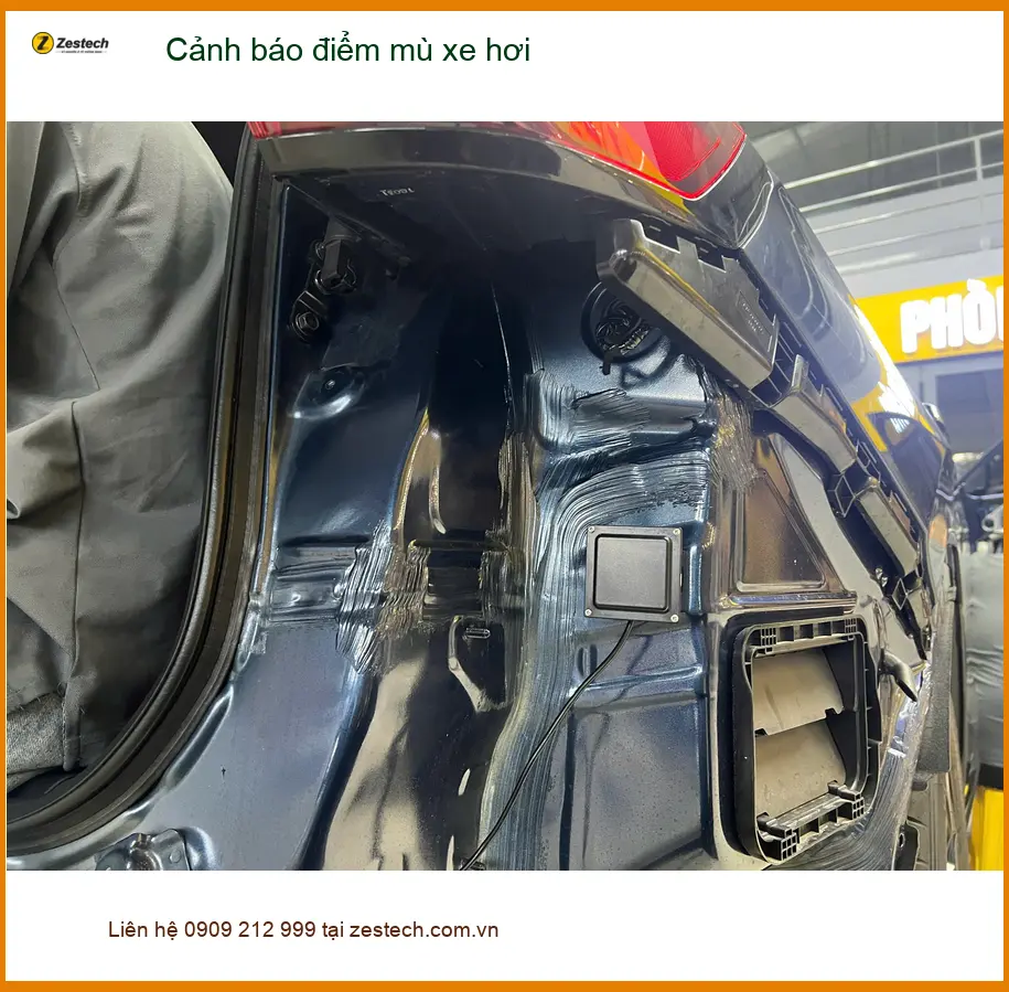 Anh Duy lắp cảnh báo điểm mù Honda CRV ở Bình Tân, tránh va chạm