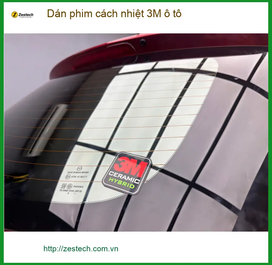 Anh Tùng dán phim cách nhiệt 3M ô tô Hyundai Accent tại Quận Phú Nhuận vì xe thường xuyên đậu ngoài trời