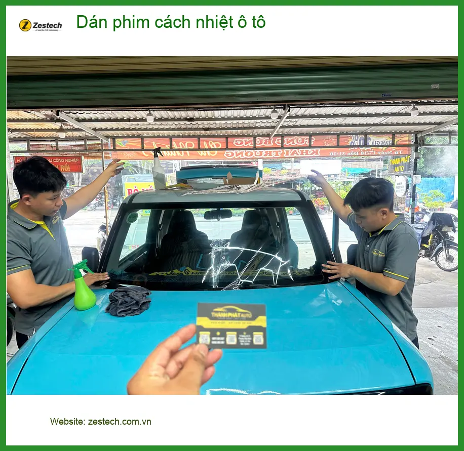 Chú Cường dán phim cách nhiệt ô tô Mazda CX-5 tại Quận 12 bảo vệ nội thất ảnh thực tế 2