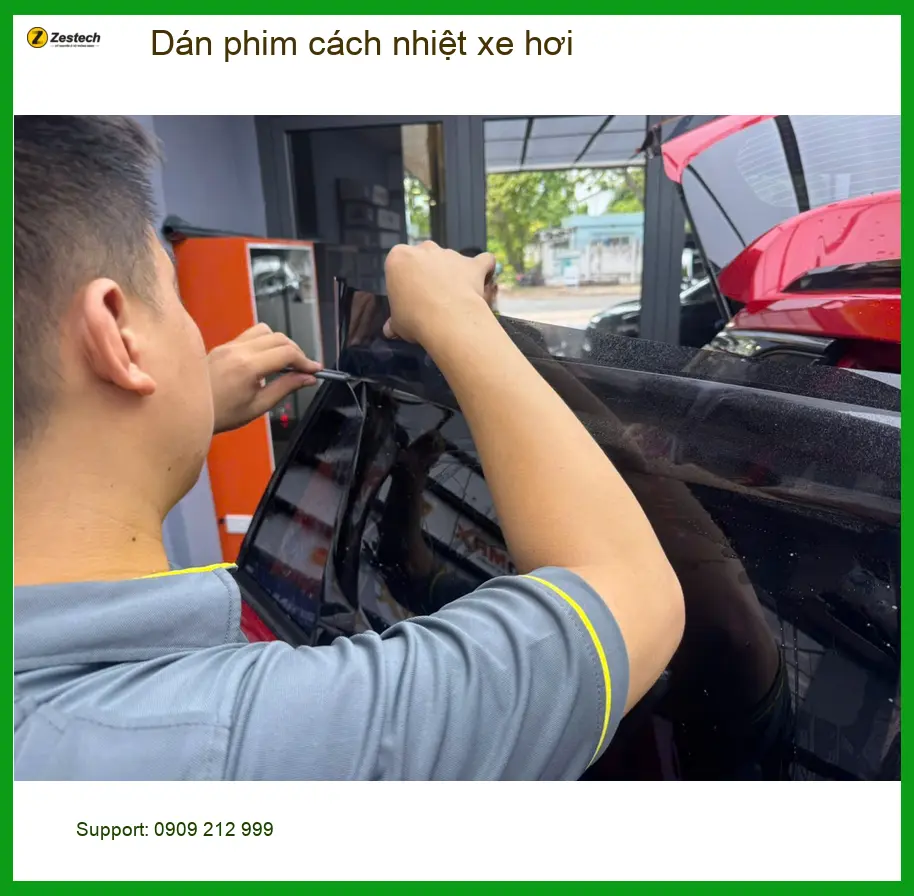 Chị Thảo dán phim cách nhiệt xe hơi Hyundai Santa Fe tại Quận Bình Thạnh ảnh thực tế 4