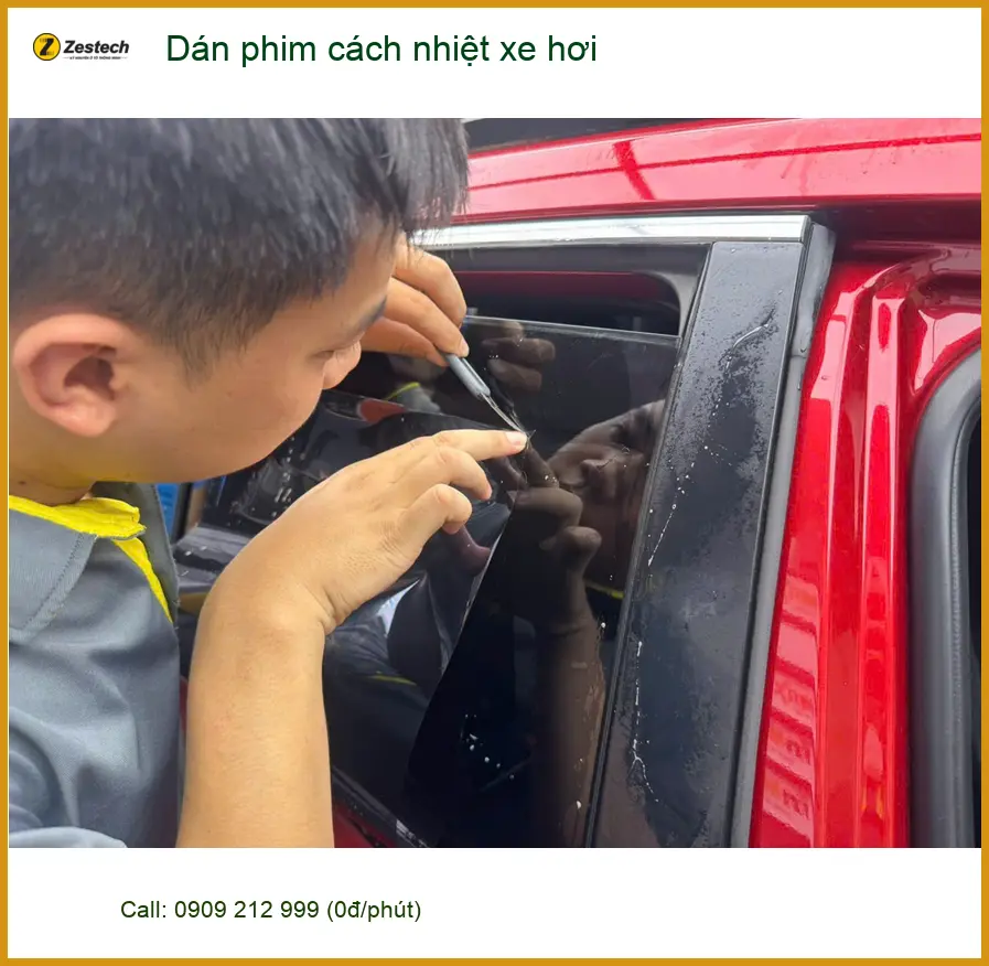 Anh Khôi dán phim cách nhiệt xe hơi Hyundai Creta tại Quận 2 trước mùa nắng nóng gay gắt
