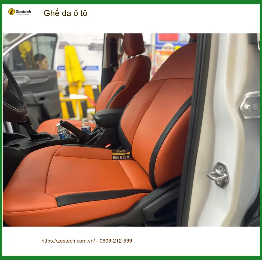 Anh Tùng bọc ghế da ô tô cho Toyota Camry tại Quận Thủ Đức để nội thất sang trọng hơn ảnh thực tế 3