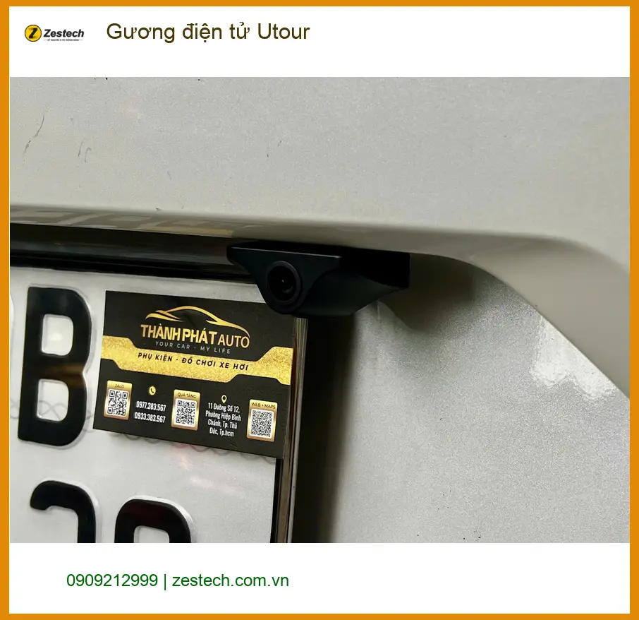 Anh Minh lắp gương điện tử Utour cho Honda Civic tại Quận 12 để tăng tầm nhìn phía sau ảnh thực tế 2
