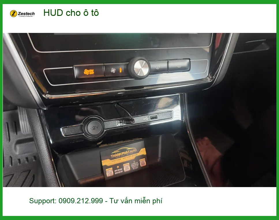 Chị Phương lắp HUD cho ô tô Hyundai Accent tại Quận 2 để lái xe an toàn hơn ảnh thực tế 3