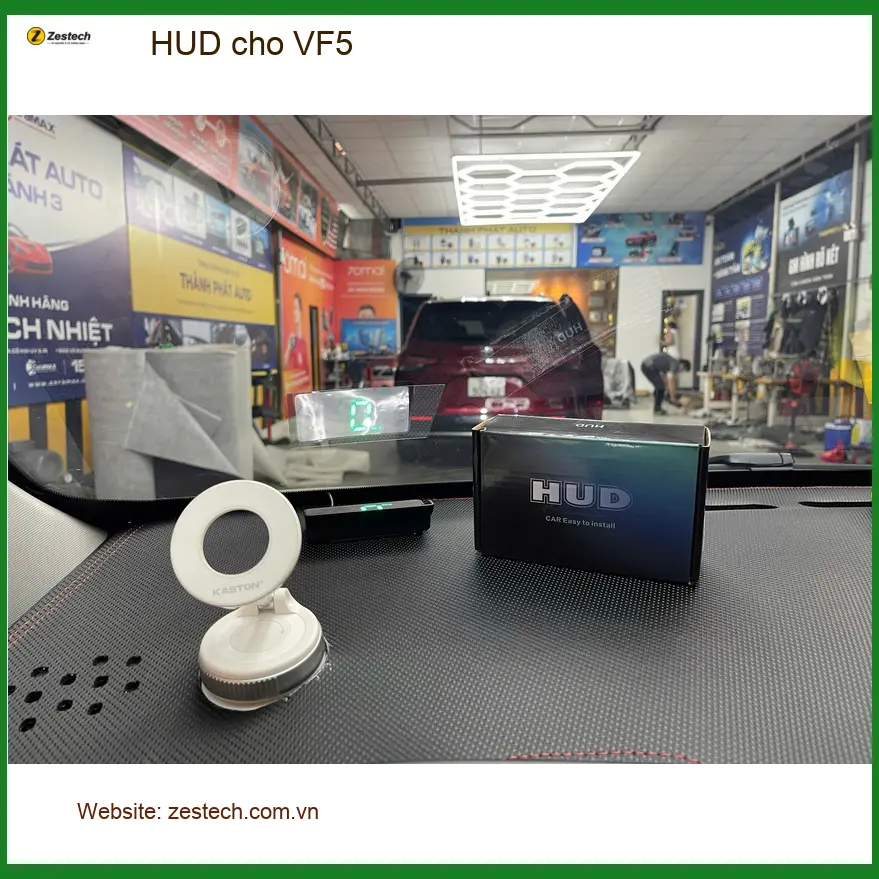 Anh Kiệt nâng cấp HUD cho VinFast VF5 tại Quận 7 để có thông tin hiển thị tiện lợi ảnh thực tế 4