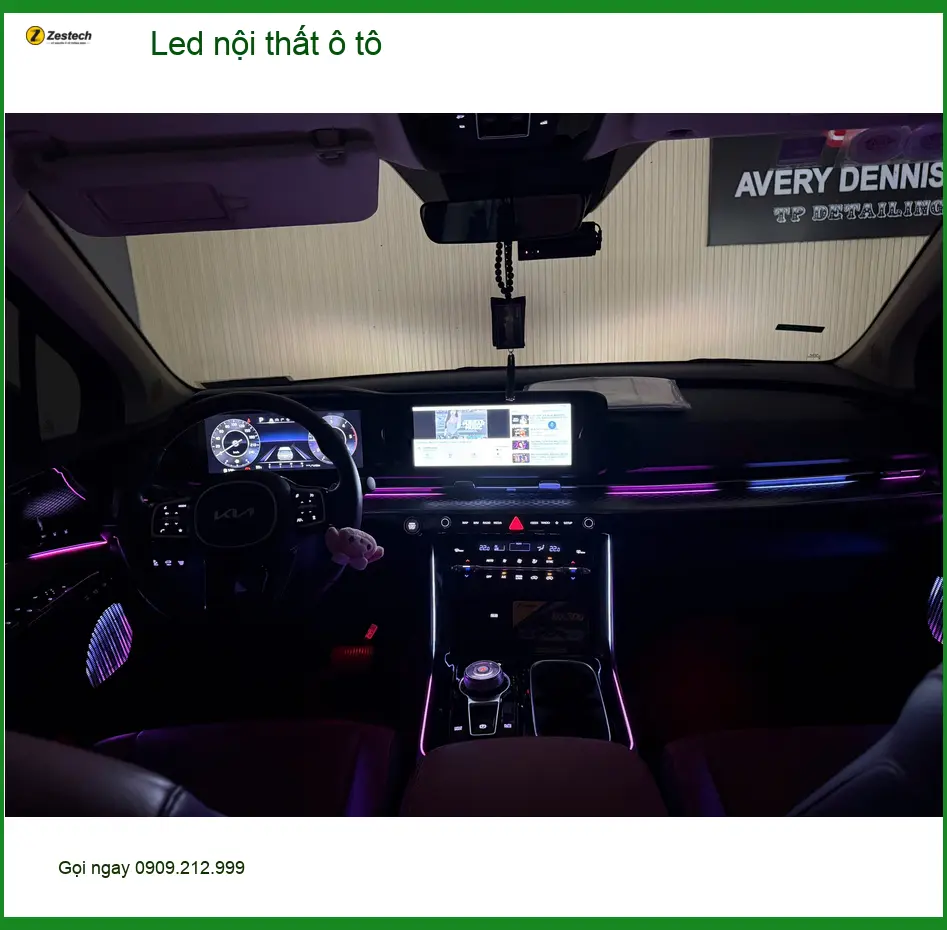 Chị Thanh lắp Led nội thất ô tô cho Hyundai Accent tại Quận 6 để tăng tính thẩm mỹ