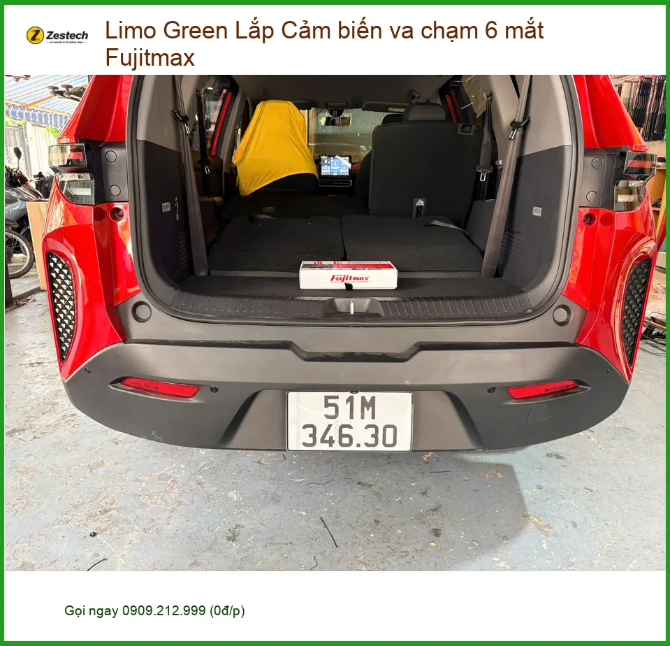 Chú Tấn lắp Cảm biến va chạm 6 mắt Fujitmax cho Limo Green Quận 1