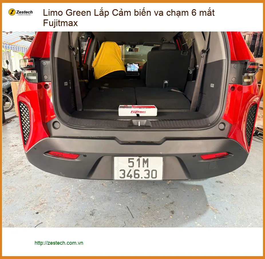 Anh Duy Mazda 3 lắp cảm biến va chạm Fujitmax 6 mắt tại Hóc Môn