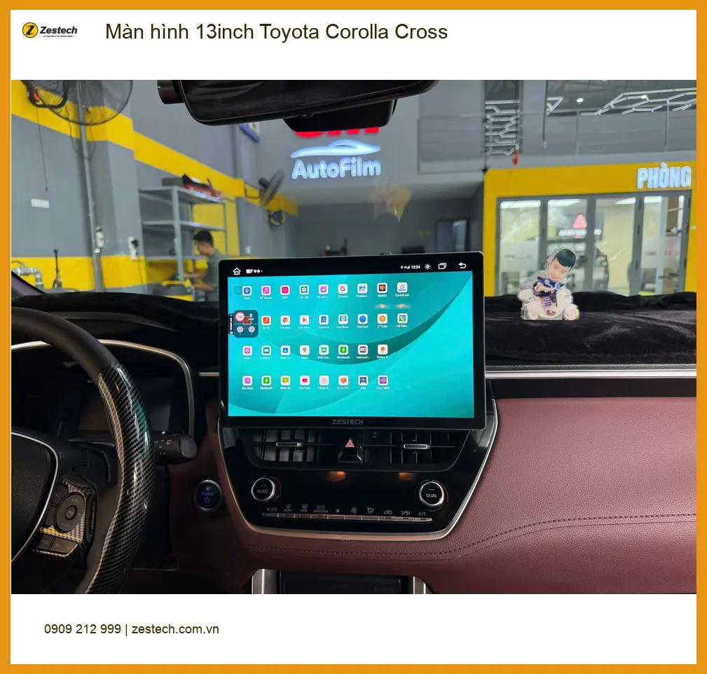 Chú Văn nâng cấp màn hình 13inch cho Toyota Corolla Cross tại Quận 9 để giải trí sống động hơn ảnh thực tế 2